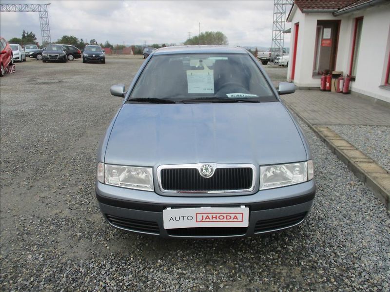 Škoda Octavia 1,6 i klima,serv.kniha,CZ - fotka 2 z 34