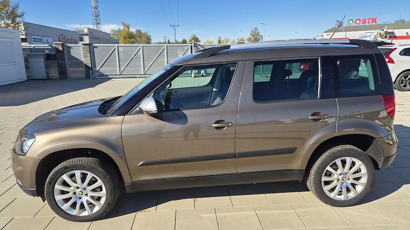 Škoda Yeti 2,0TDi 4x4 DSG 125KW TOP! - fotka 5 z 22