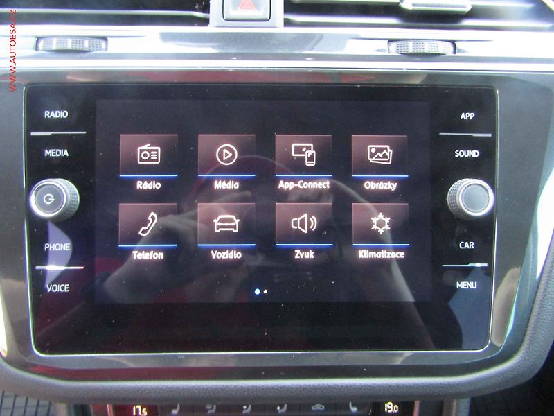 Volkswagen Tiguan (2019) 2.0 TDi, 2.maj,ČR, LED - fotka 14 z 20