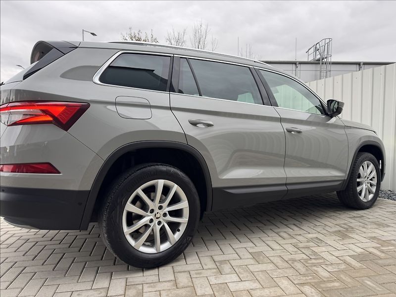 Škoda Kodiaq 1,5 TSI DSG Style Exclusive ČR - fotka 18 z 50