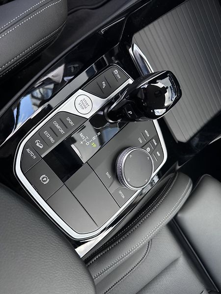 BMW X3 xDrive20i - fotka 19 z 22