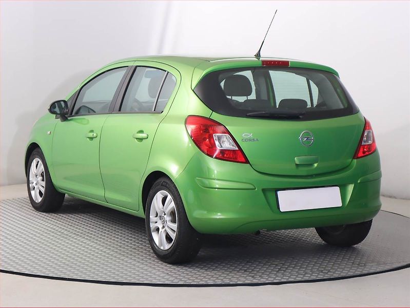 Opel Corsa (2012) 1.2, levný provoz - fotka 4 z 15