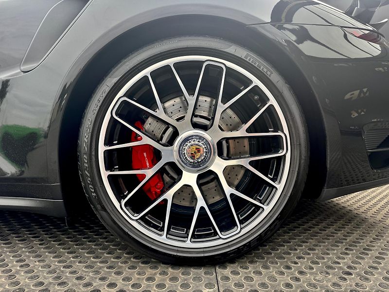 Porsche 911 (2014) Turbo, Sport, cabrio, DPH - fotka 38 z 49