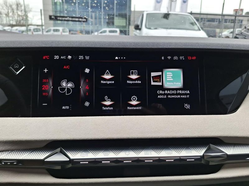 DS Automobiles DS N°4 (2026) N°4 JULES VERNE HYBRID 145 - fotka 10 z 26