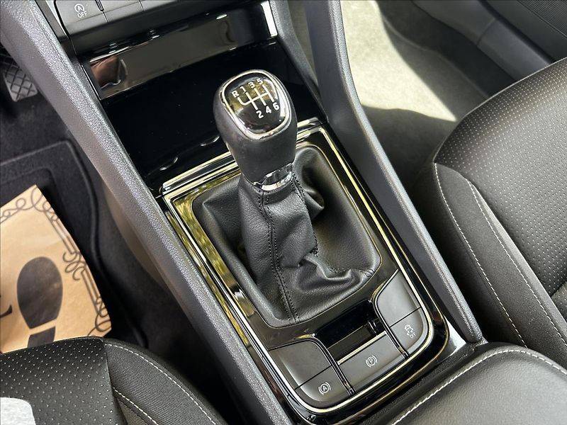 Škoda Karoq 1,0 TSi DPH  Kessy,LED,1xMajit - fotka 24 z 50