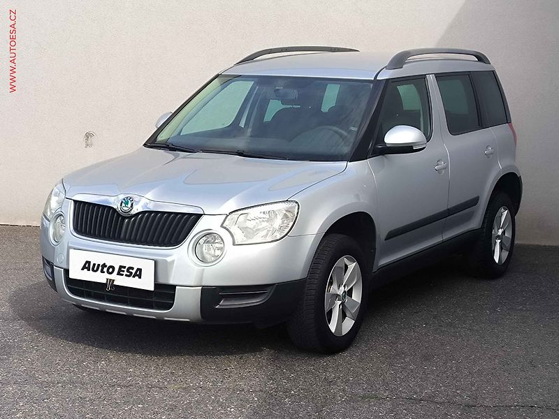 Škoda Yeti (2012) 1.2 TSi, Active, park. čidla - fotka 3 z 15