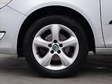 Škoda Fabia 1,2 TSI 63kW Ambition Klima - náhled 28