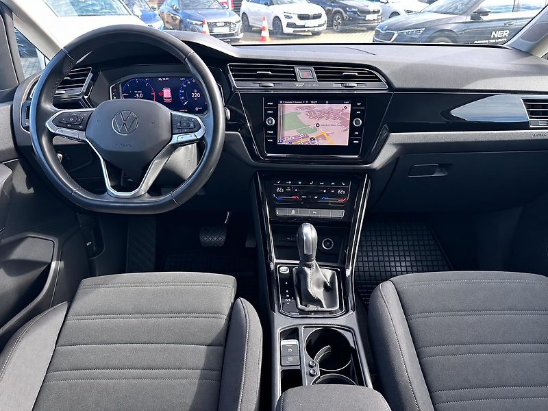 Volkswagen Touran 2.0 TDI 110kW DSG Highline - fotka 10 z 21