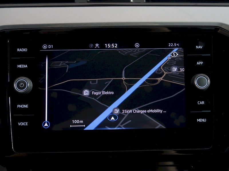 Volkswagen Passat (2023) BUSINESS PREMIUM 2.0TDI 110KW - fotka 31 z 42