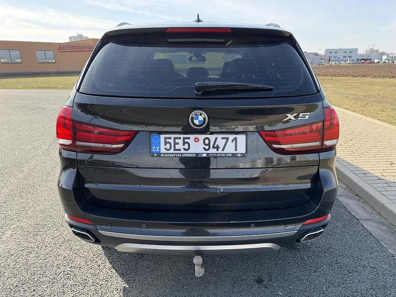BMW X5 40D LED PANORAMA ROZVODY - fotka 4 z 39