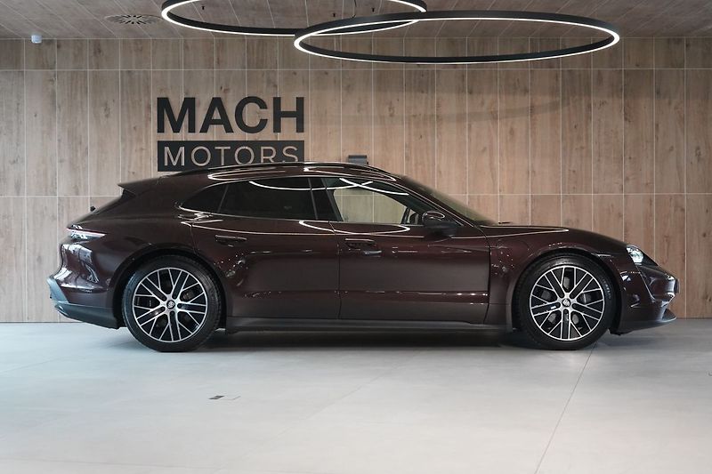 Porsche Taycan Sport Turismo, Pano, Matrix - fotka 6 z 50