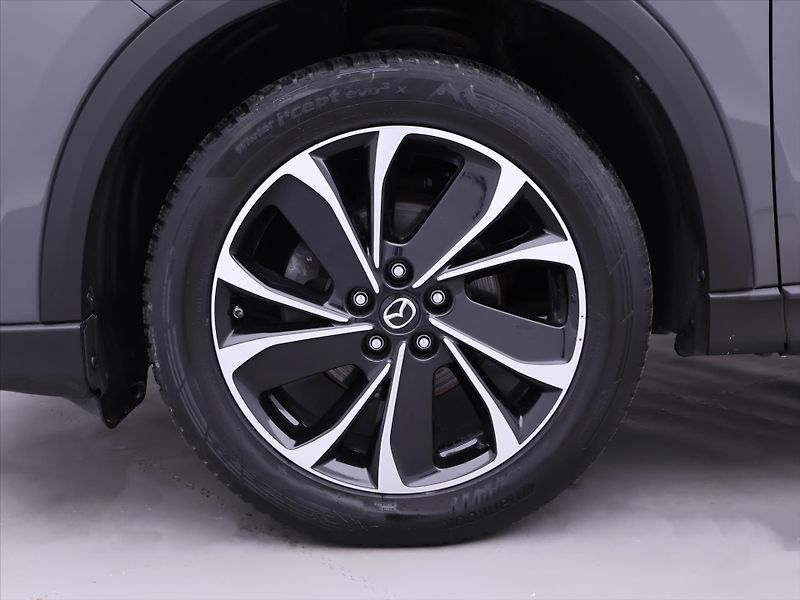 Mazda CX-5 2,5 G194 Aut. AWD Top DPH CZ - fotka 27 z 34