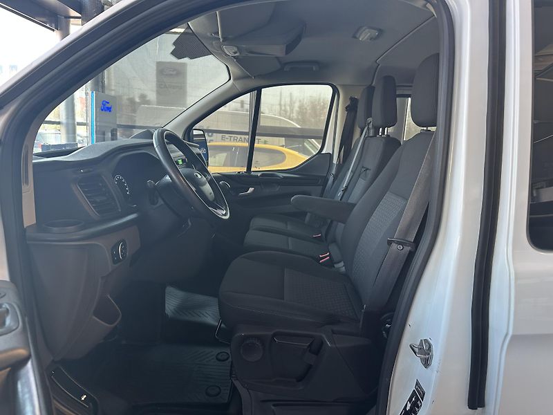 Ford Transit Custom Trend 320 L2 2.0 EB 130k DCiV - fotka 9 z 22