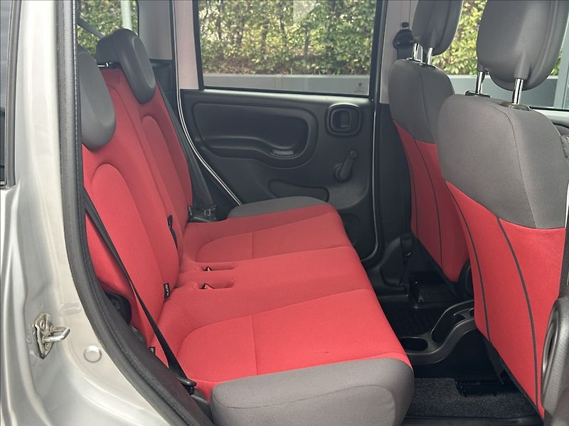Fiat Panda 1,3 JTD 75PS  Pop 4x4 - fotka 19 z 49