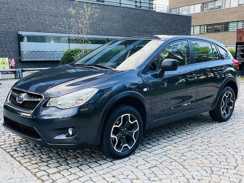 Subaru XV 2.0i 4x4 MANUÁL SERVISKA - fotka 5 z 38