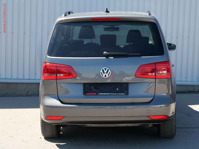 Volkswagen Touran (2010) 1.4 TSi, Comfort, DSG, bixen - fotka 5 z 22