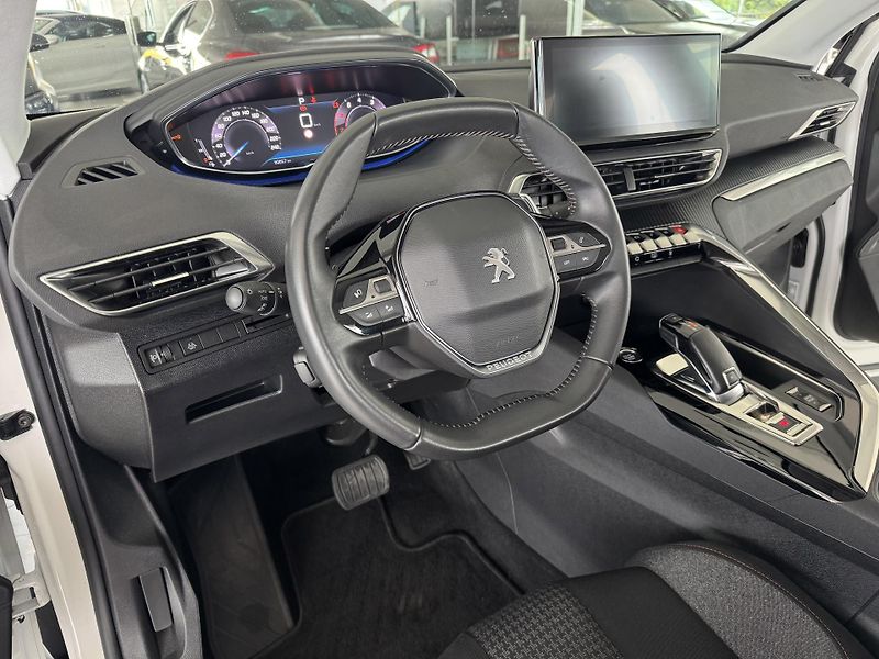 Peugeot 5008 1,2PT AUT*96kW*REZERVACE! - fotka 9 z 35