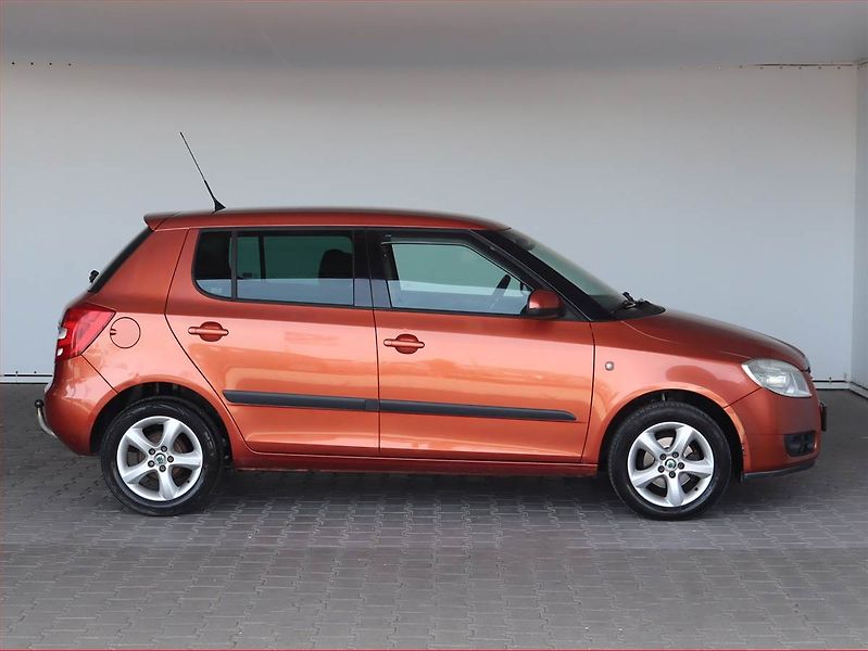 Škoda Fabia (2008) 1.2 12V - fotka 6 z 18
