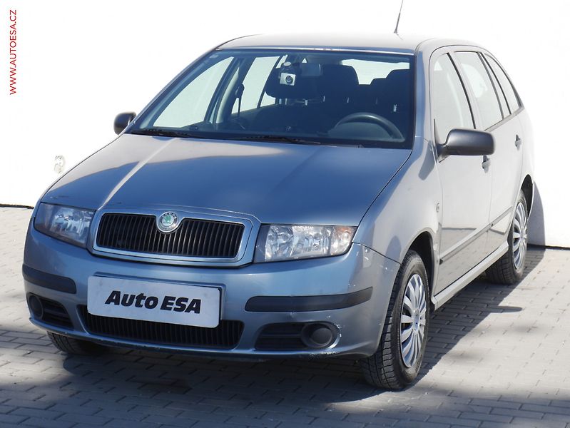 Škoda Fabia (2005) 1.2HTP, 2.maj,ČR, servis - fotka 3 z 15