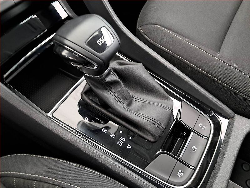 Škoda Karoq (2021) 1.5 TSI - fotka 18 z 22