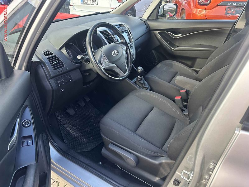Hyundai ix20 (2017) 1.6i LPG, ČR - fotka 3 z 3