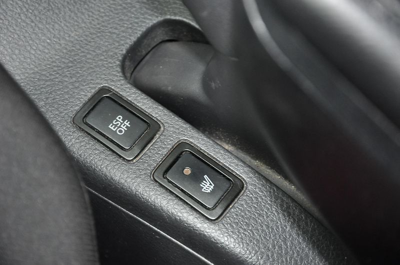 Suzuki SX4 1.6i 4WD - fotka 12 z 15