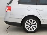 Volkswagen Passat (2007) Comfortline 2.0 TDI, nová STK - náhled 14