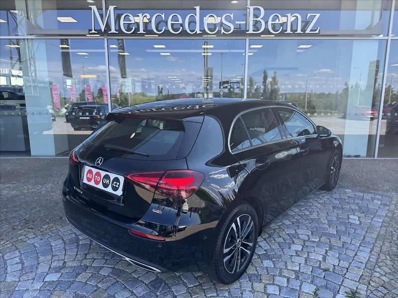 Mercedes-Benz Třídy A 200d Progressive - fotka 19 z 26