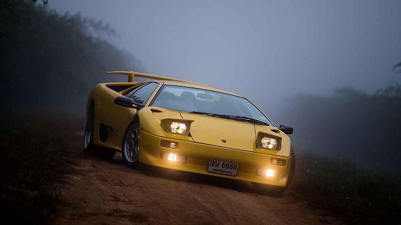 Cizeta V16T.