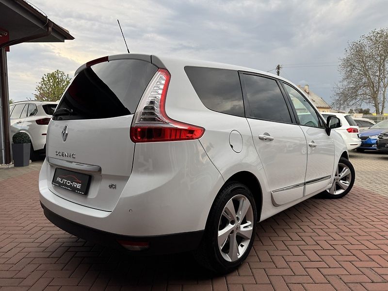Renault Scénic (2013) 1.5dCi Digi Klima Polokůže - fotka 2 z 48