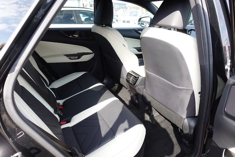 Lexus NX 350h ZLEVNĚNO NX350h Prestige Plus - fotka 15 z 34
