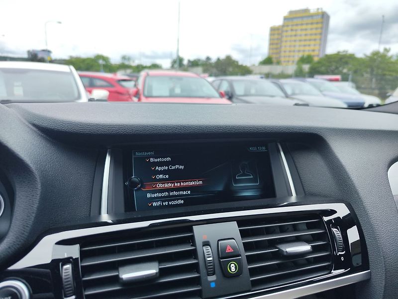 BMW X4 30d/190kW xDrive M-Paket AT - fotka 21 z 35