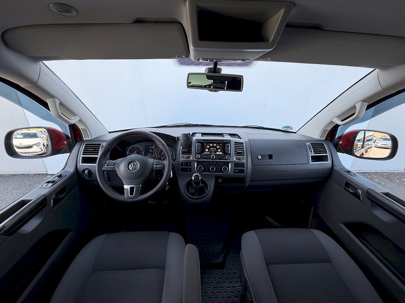Volkswagen Multivan (2013) 2,0 TDI 103KW SPECIAL Manuál - fotka 9 z 35