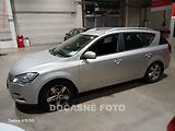 Kia Ceed (2010) 1.6 crdi, 2.maj,ČR, autoAC - náhled 1