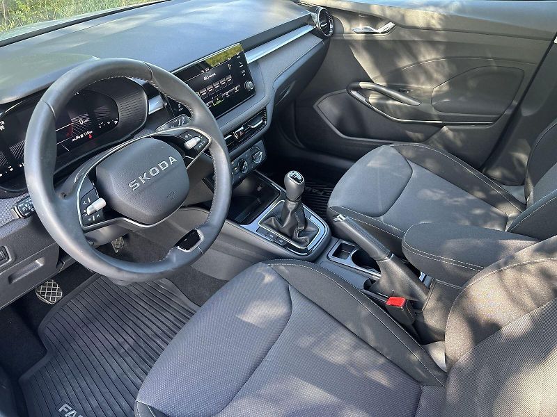 Škoda Fabia (2025) 1.0 TSI Selection - fotka 7 z 29