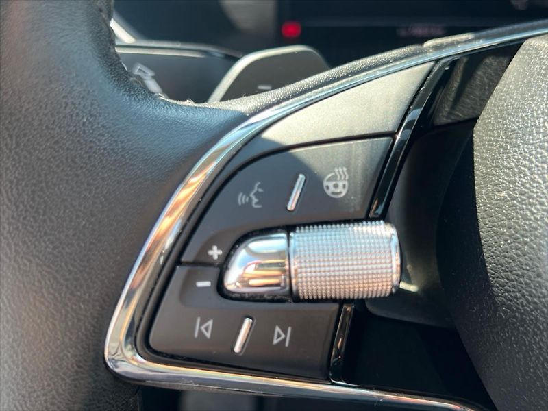 Škoda Superb 2,0 TDi 110kW 7DSG STYLE  REZE - fotka 25 z 27