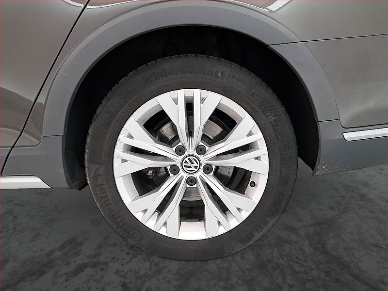Volkswagen Passat (2017) Alltrack 2.0 TDI, 4X4 - fotka 15 z 21