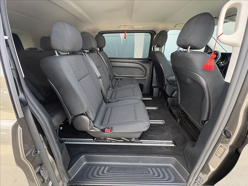 Mercedes-Benz Vito 2,1 140 kw 4x4 L 8 míst servis - fotka 27 z 29