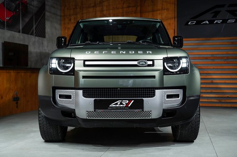 Land Rover Defender - fotka 4 z 19
