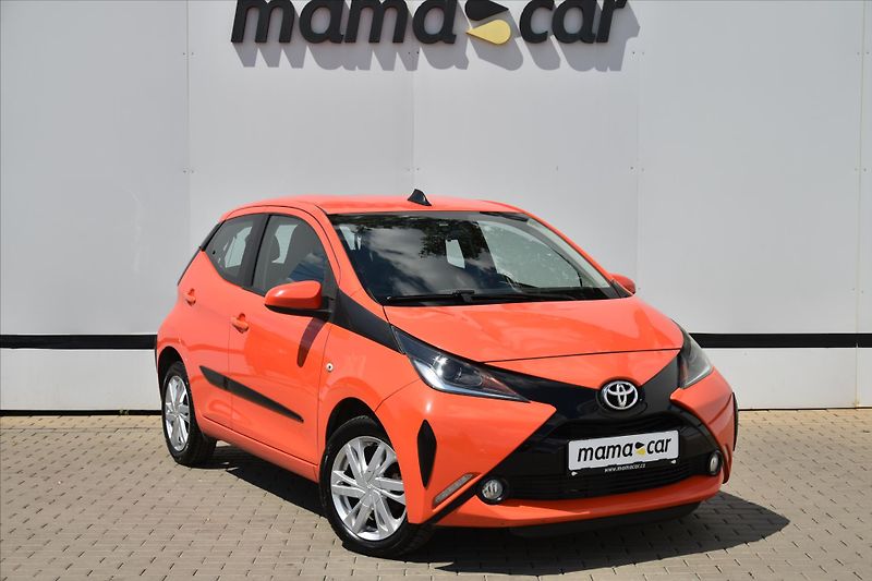 Toyota Aygo 1.0 VVT-i 51kW X-PLAY - fotka 1 z 24