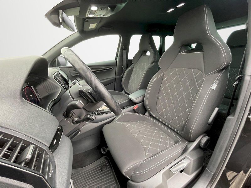 Škoda Karoq (2024) 2.0 TDI 110kW SportLine Exclus - fotka 25 z 35
