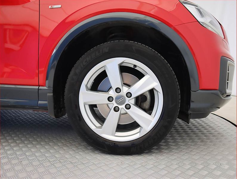Audi Q2 (2017) 1.4 TFSI, Automat, Serv.kniha - fotka 15 z 23
