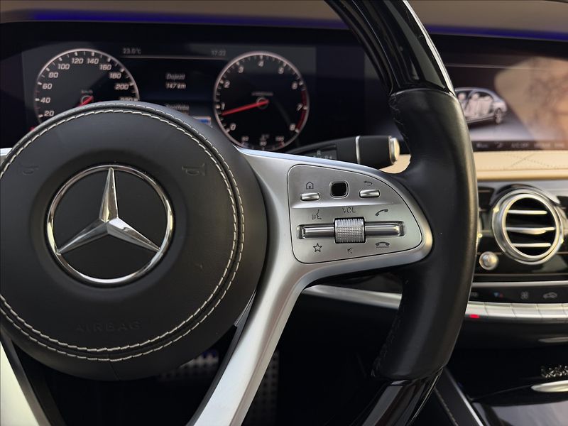 Mercedes-Benz Třídy S 560 4Matic AMG - fotka 12 z 32
