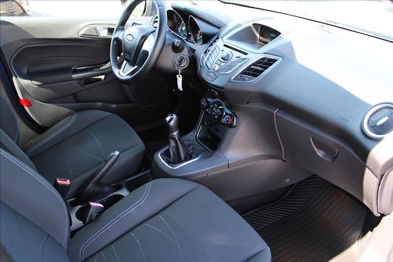 Ford Fiesta 1,0 EB,  KLIMA, ZÁVĚS, ALU - fotka 13 z 20
