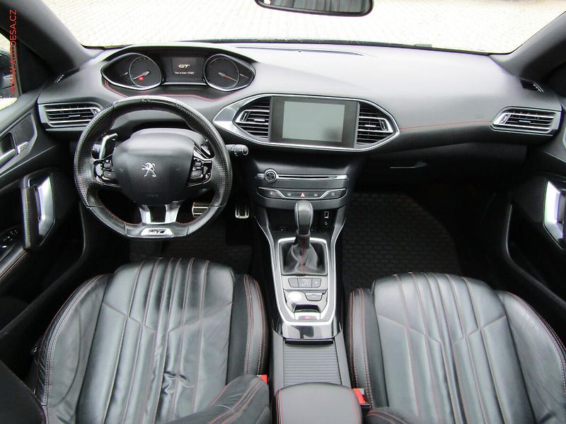 Peugeot 308 (2015) 2.0HDi GT, ČR, AT - fotka 8 z 21