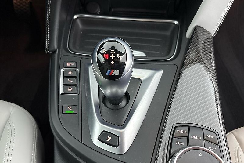 BMW M4 Competition paket - fotka 28 z 39