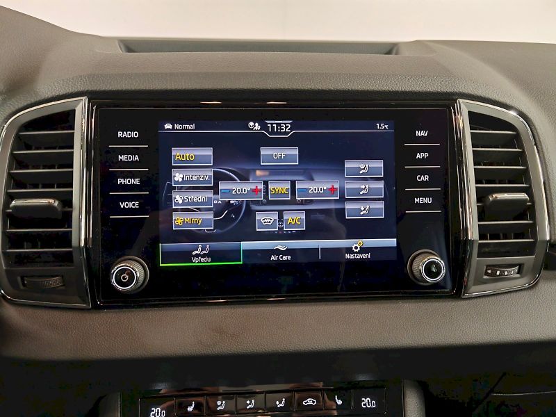 Škoda Karoq (2025) 1.5 TSI 110 kW DSG Top Selecti - fotka 12 z 29