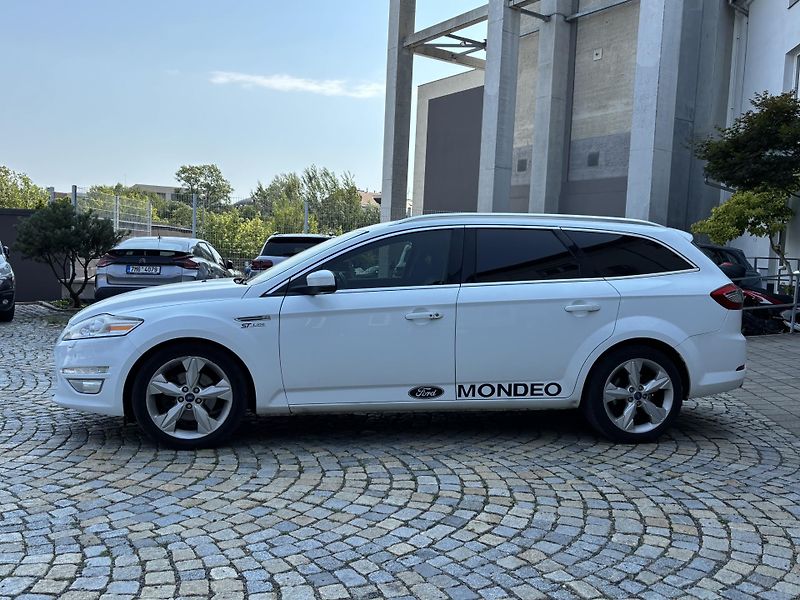 Ford Mondeo 2,2 TDCi - fotka 2 z 10