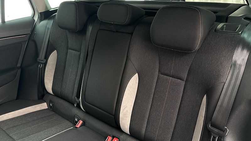 Škoda Scala 1.0 TSI DSG Top Selection - fotka 16 z 26