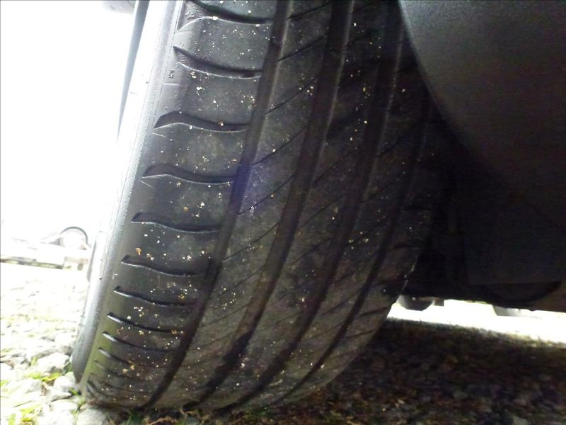 Volvo C30 2,0 i 16V Titanium Grey - fotka 60 z 62
